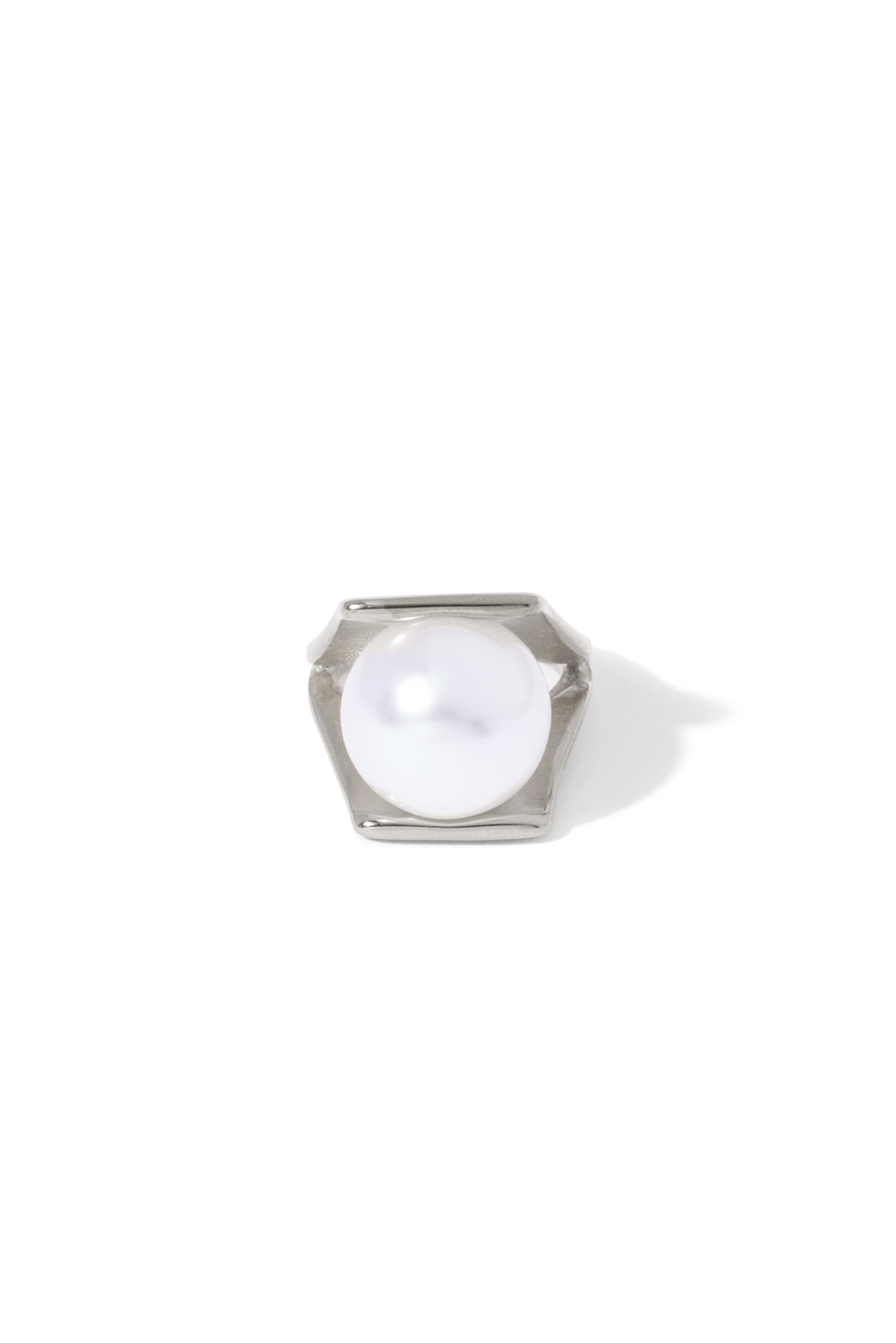 Elevated pearl ring - silver